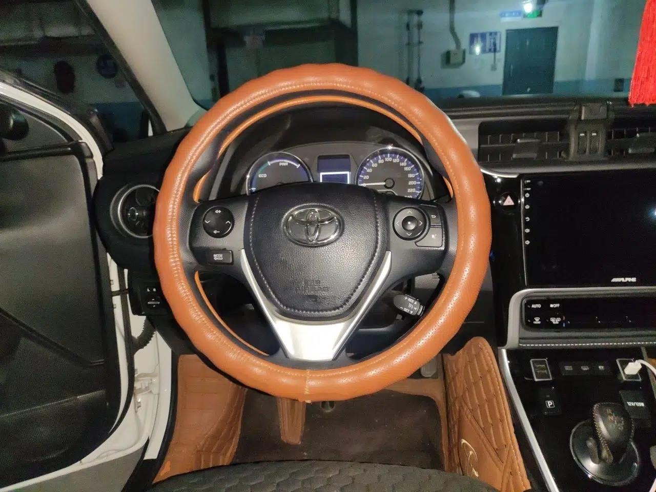 Toyota Corolla Hybrid E+ 2019 1.8L E-CVT Pioneer Edition — миниатюра 10