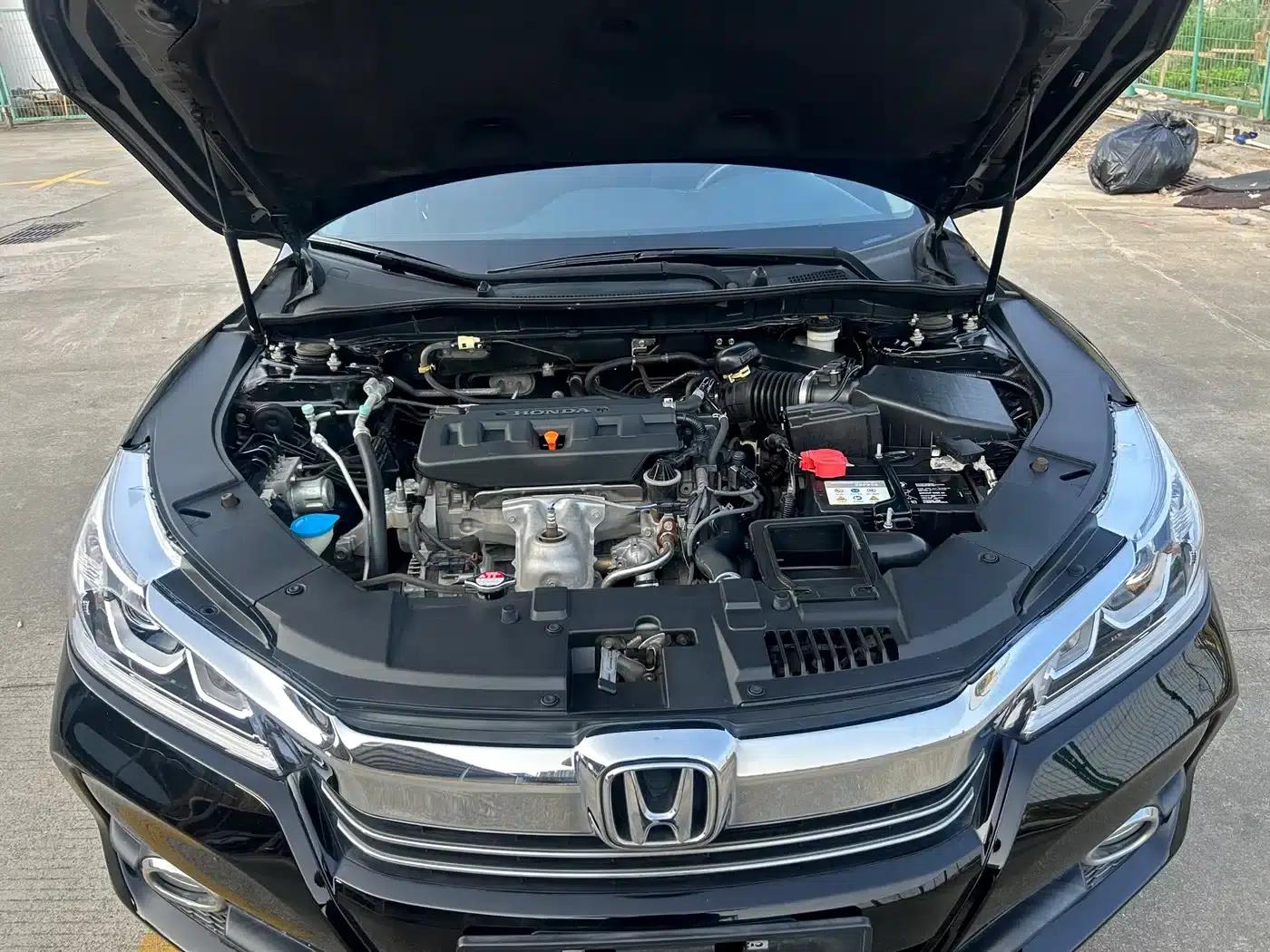 2016 Honda Accord 2.0L Comfort Edition — миниатюра 10