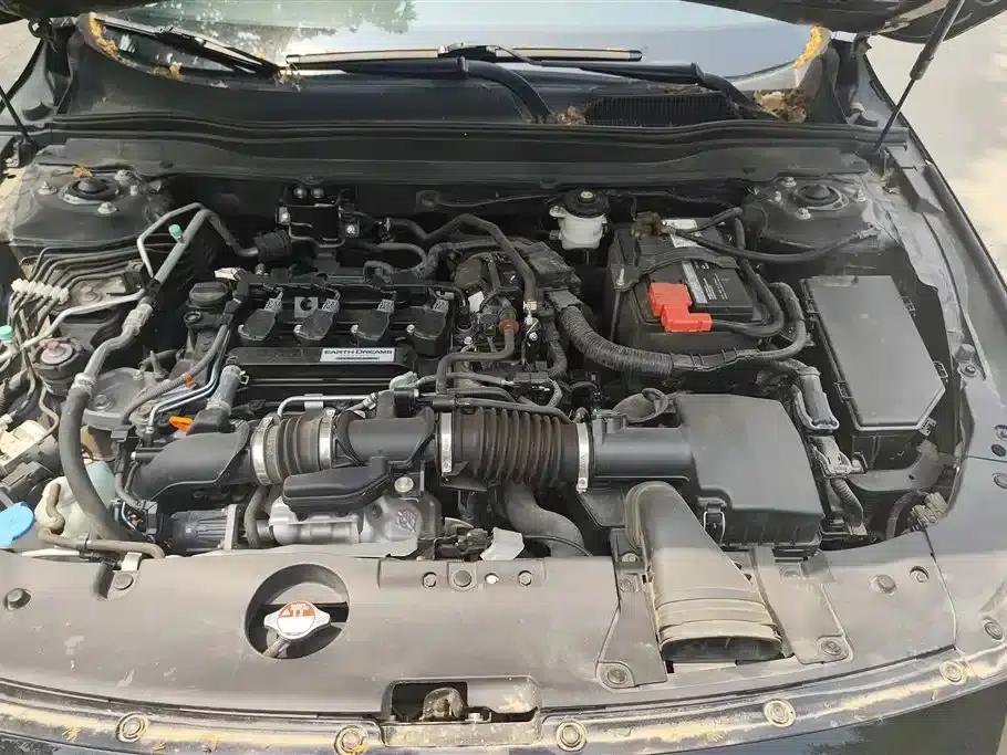 2022 Honda Accord 260TURBO Luxury Edition — миниатюра 10