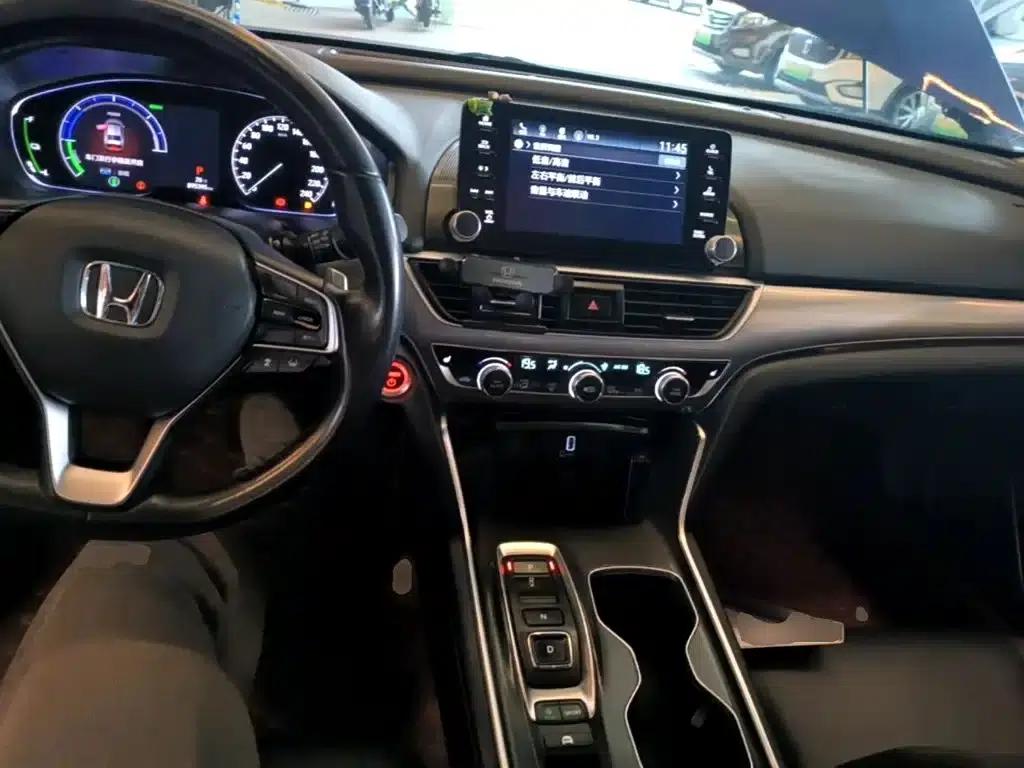 2018 Honda Accord Hybrid 2.0L Smart Edition (China VI Emission Standard) — миниатюра 6