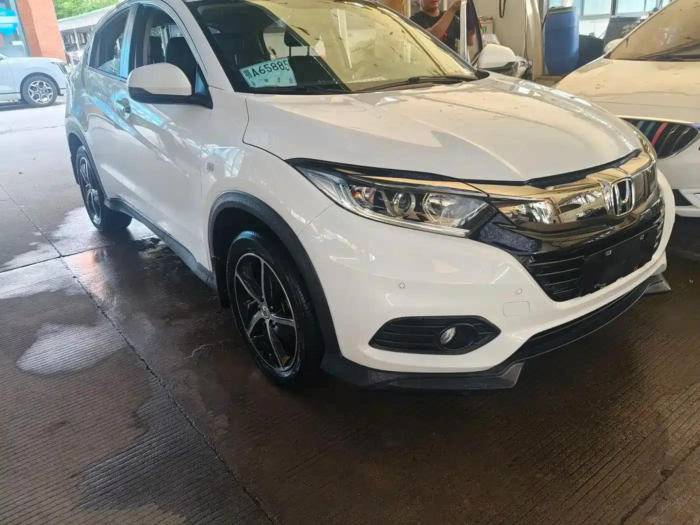 Vezel 2020 1.5L CVT Pioneer Edition — миниатюра 2