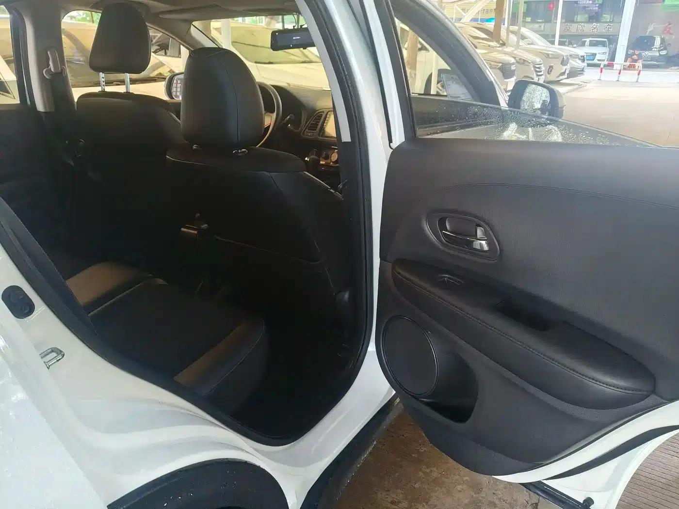 Vezel 2020 1.5L CVT Pioneer Edition — миниатюра 9