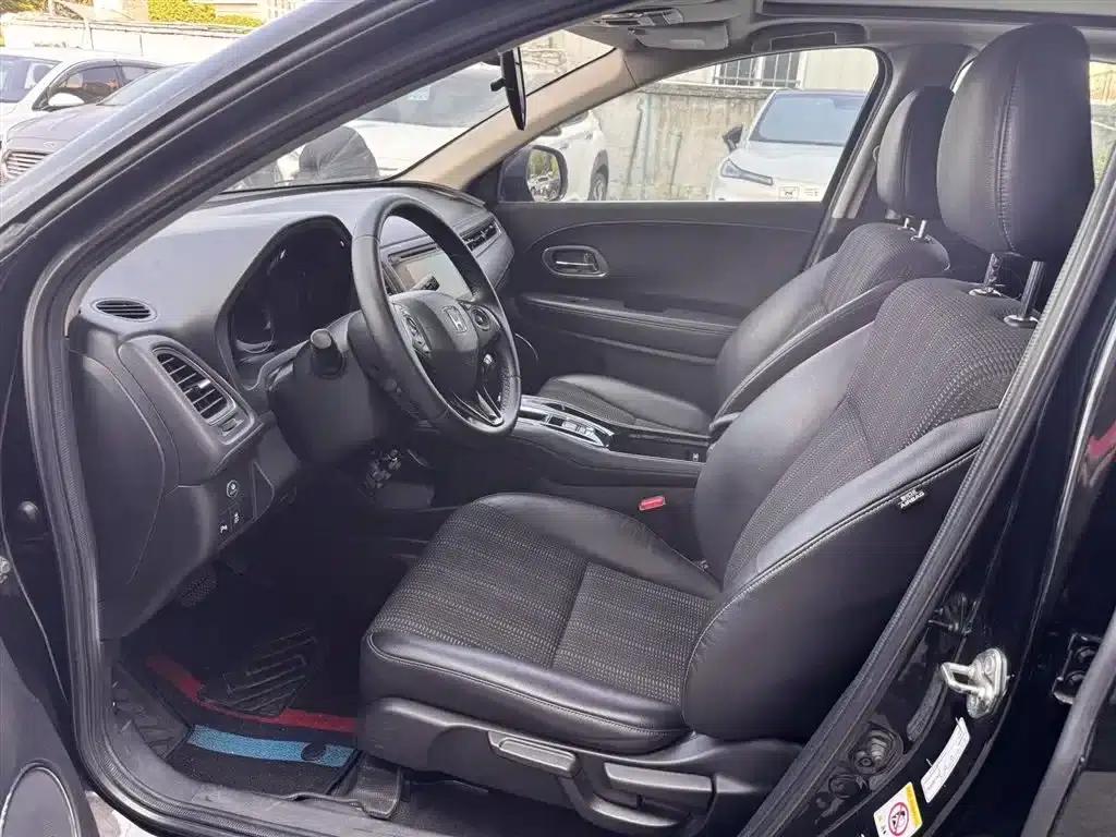 Vezel 2015 1.8L CVT 2WD Luxury — миниатюра 9