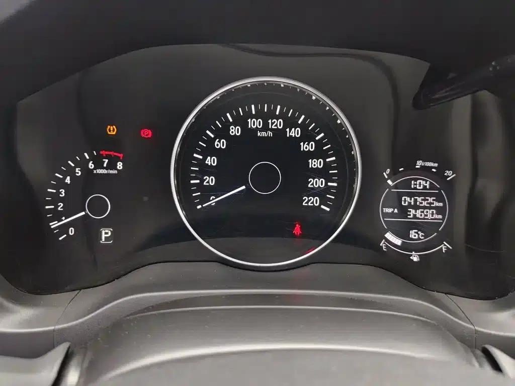 Vezel 2020 1.5L CVT Elite Edition — миниатюра 6
