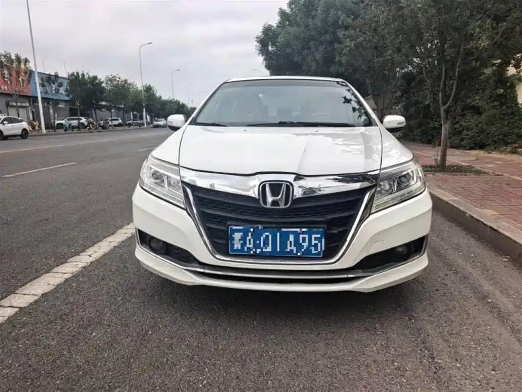 2017 Honda Crider 1.8L CVT Luxury Special Edition — миниатюра 5