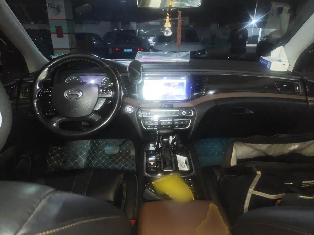 GAC Trumpchi GS8 2017 320T Two-Wheel Drive Luxury Smart Connectivity Version (7 Seats) — миниатюра 9
