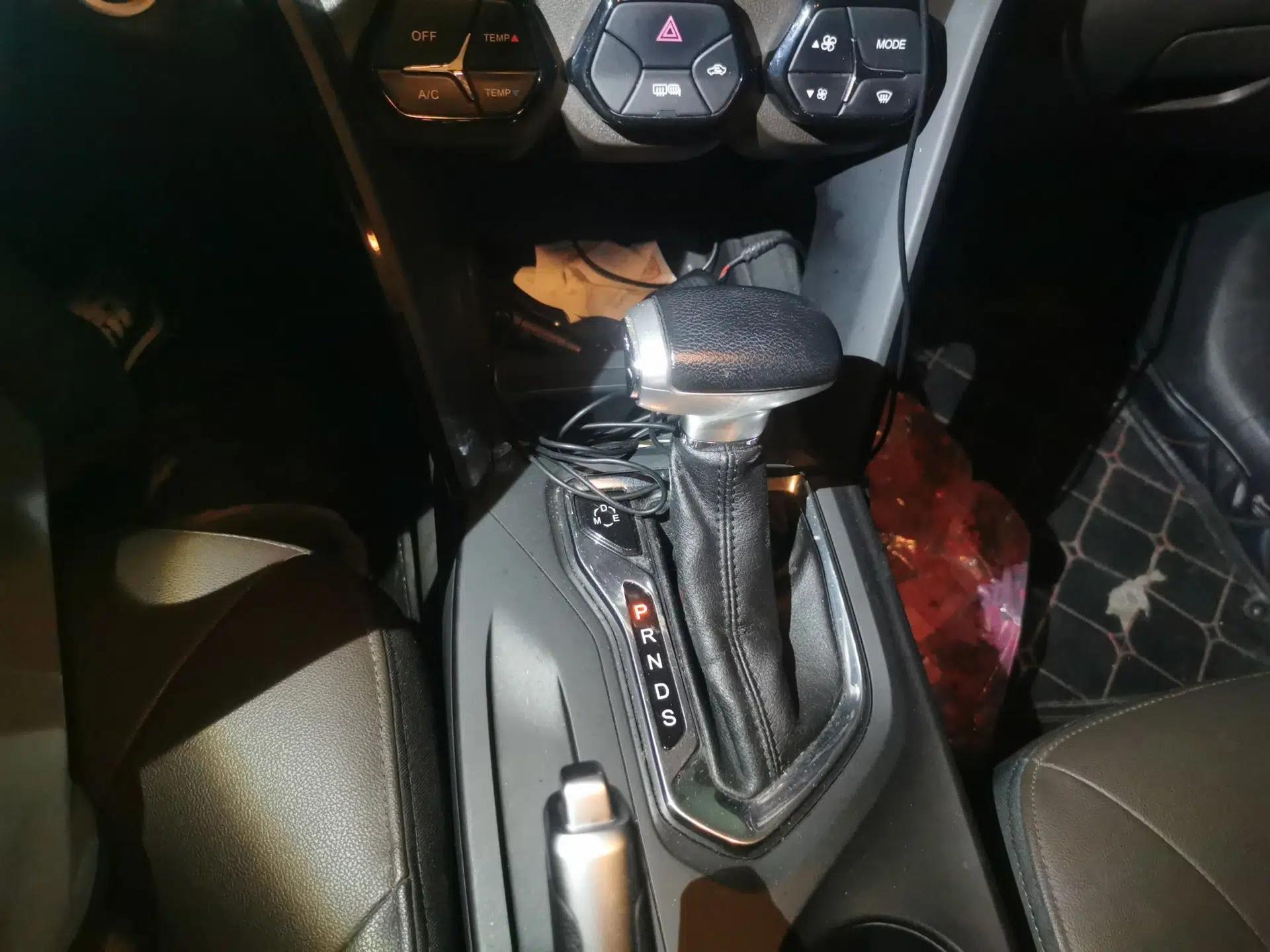 GAC Trumpchi GS4 2015 200T G-DCT Luxury Edition — миниатюра 14