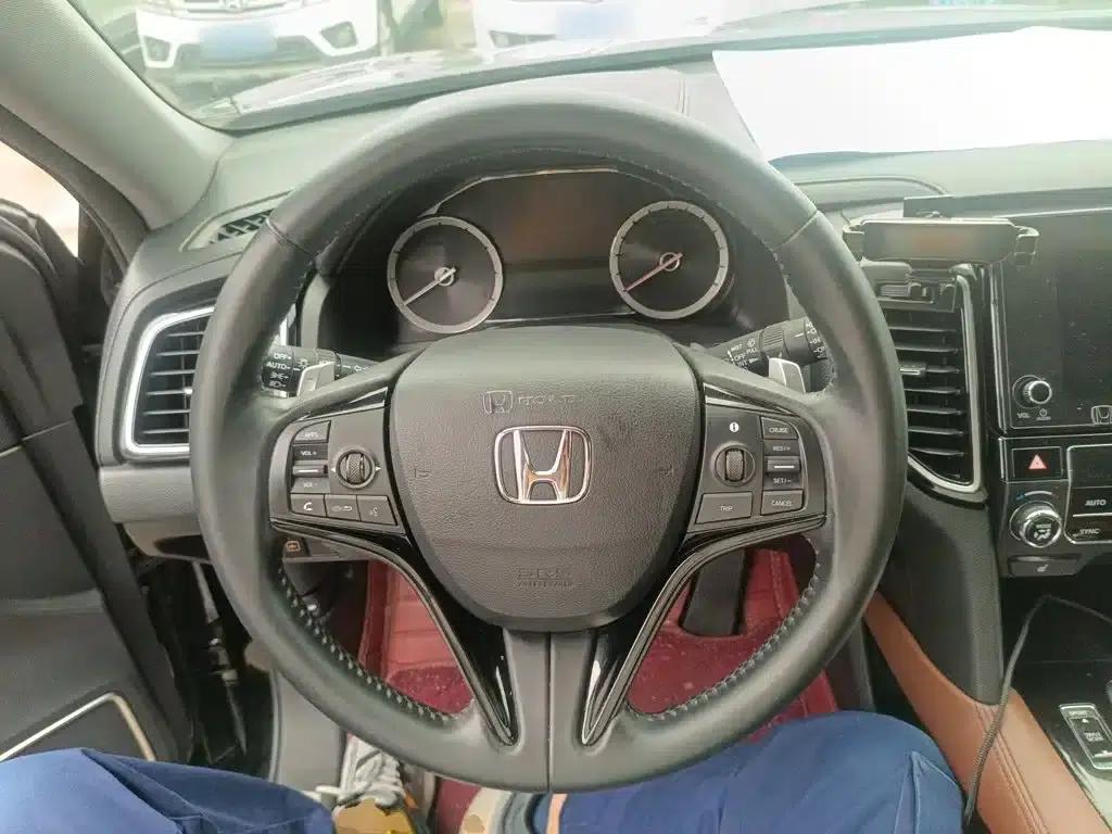 Honda UR-V 2020 370TURBO 2WD Premium Edition — миниатюра 11