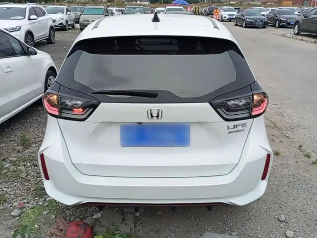 LIFE 2021 1.5L CVT SPORT Edition — миниатюра 6