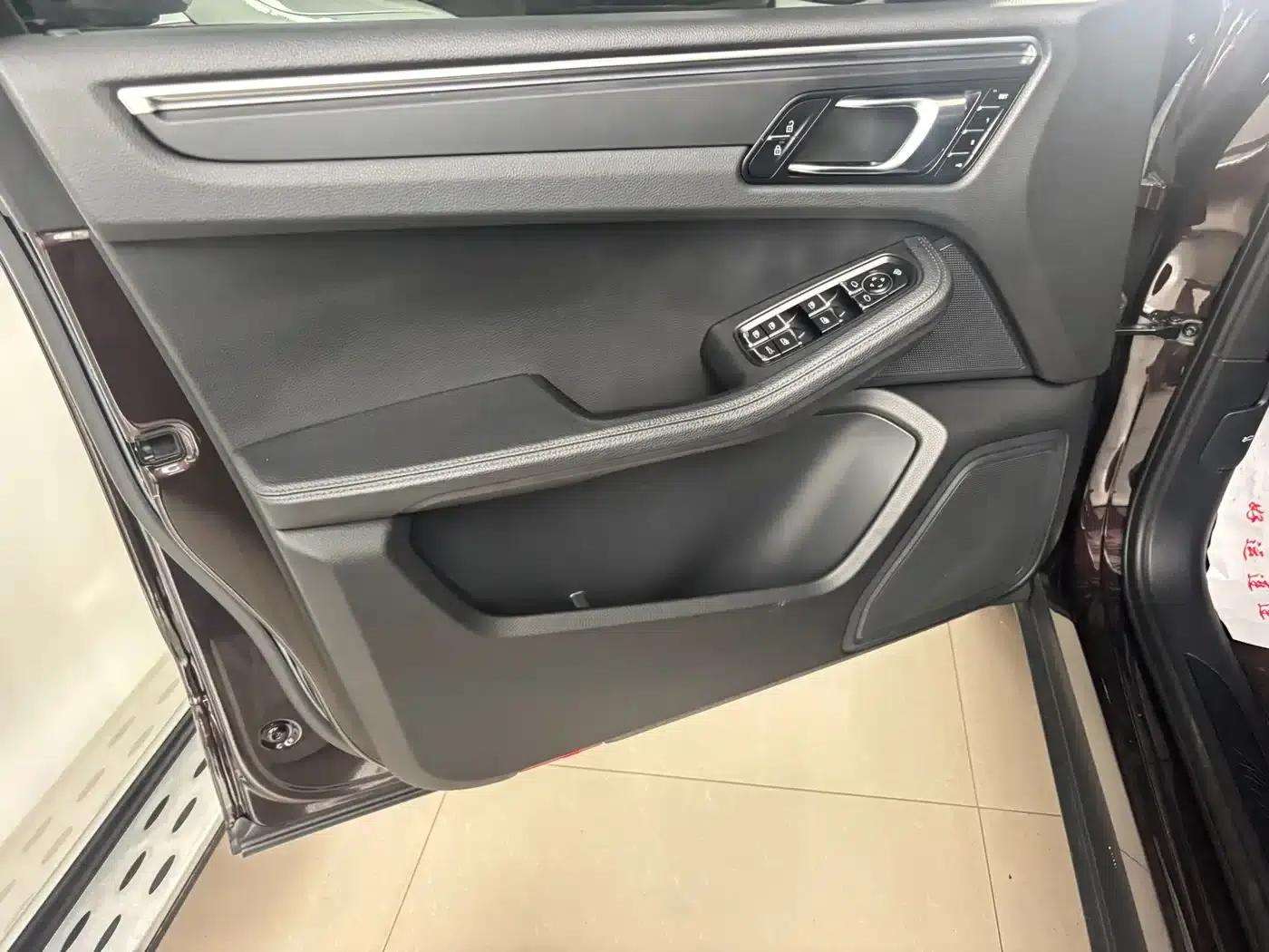2018 Macan 2.0T — миниатюра 5