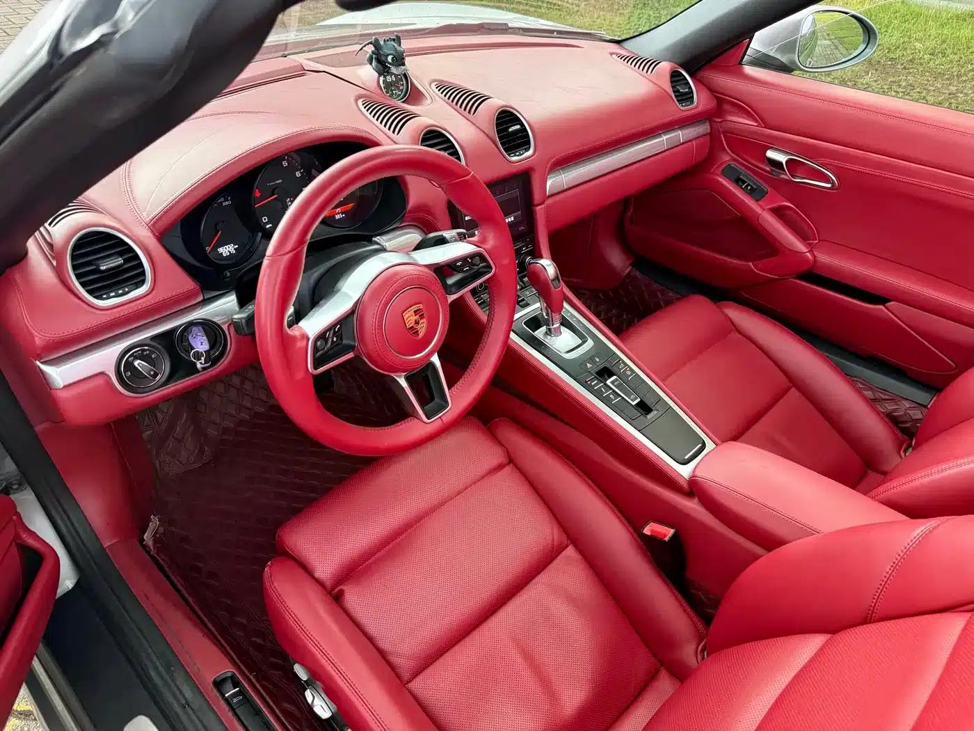 2016 Porsche 718 Boxster 2.0T — миниатюра 4