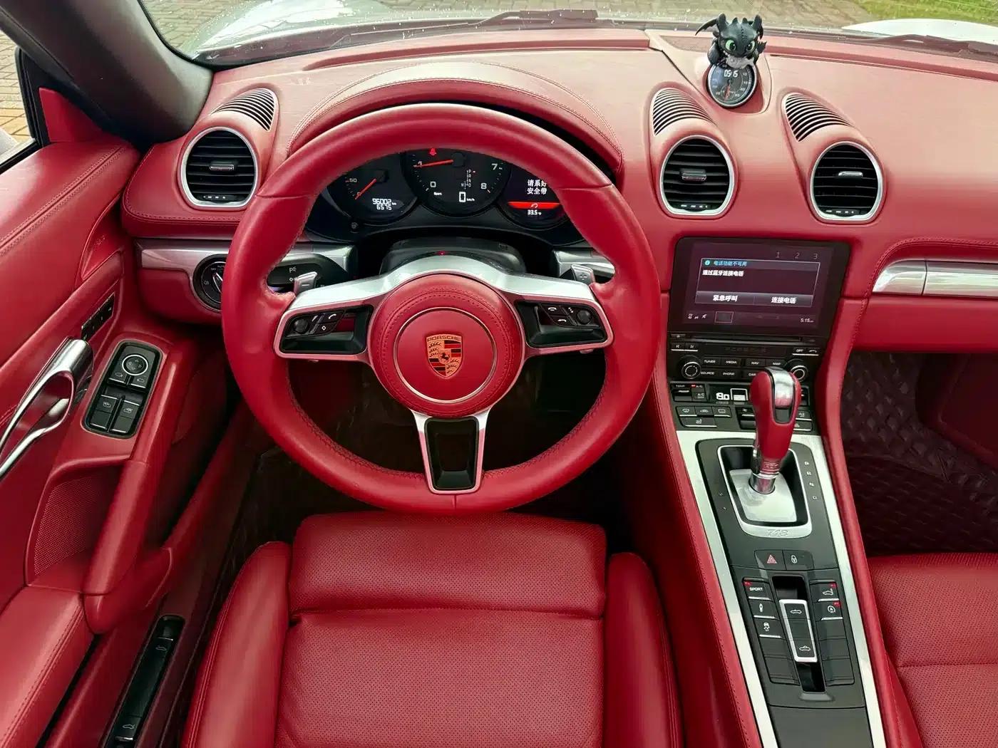 2016 Porsche 718 Boxster 2.0T — миниатюра 6