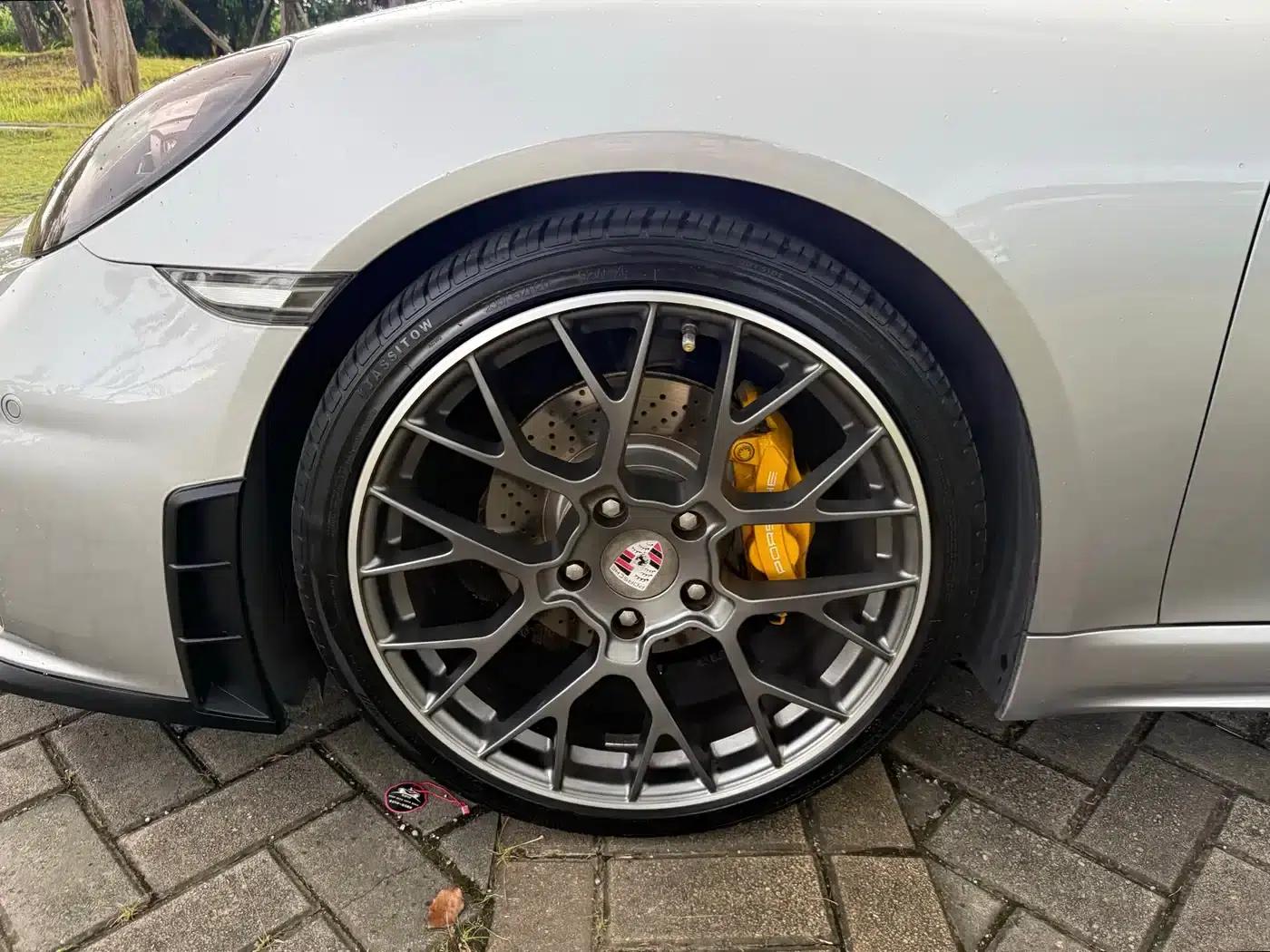 2016 Porsche 718 Boxster 2.0T — миниатюра 9