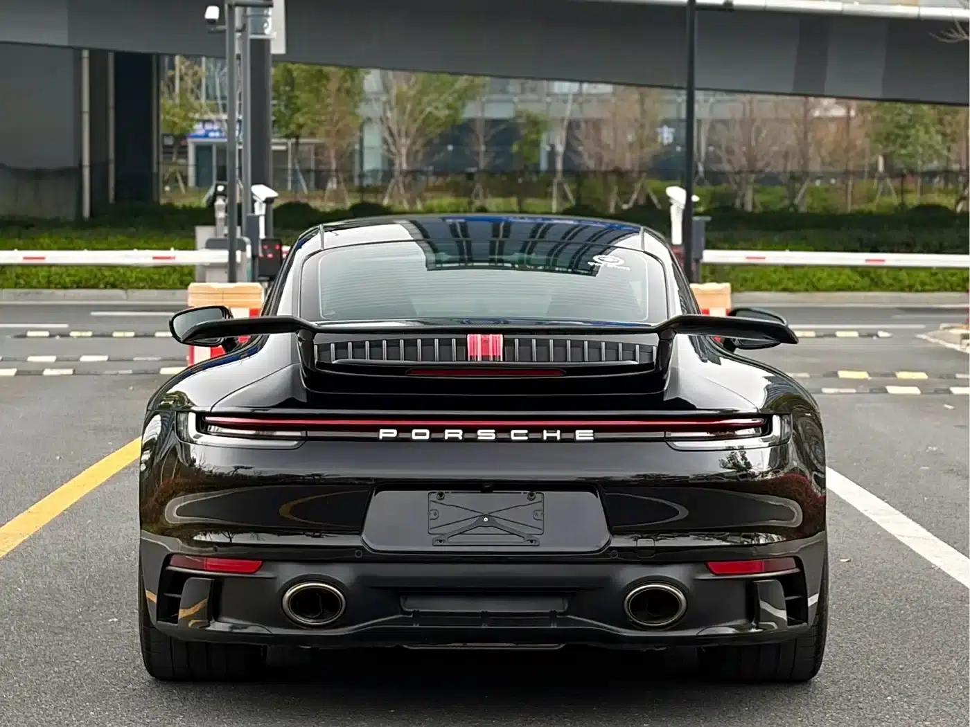 2022 Porsche 911 Carrera S 3.0T — миниатюра 3