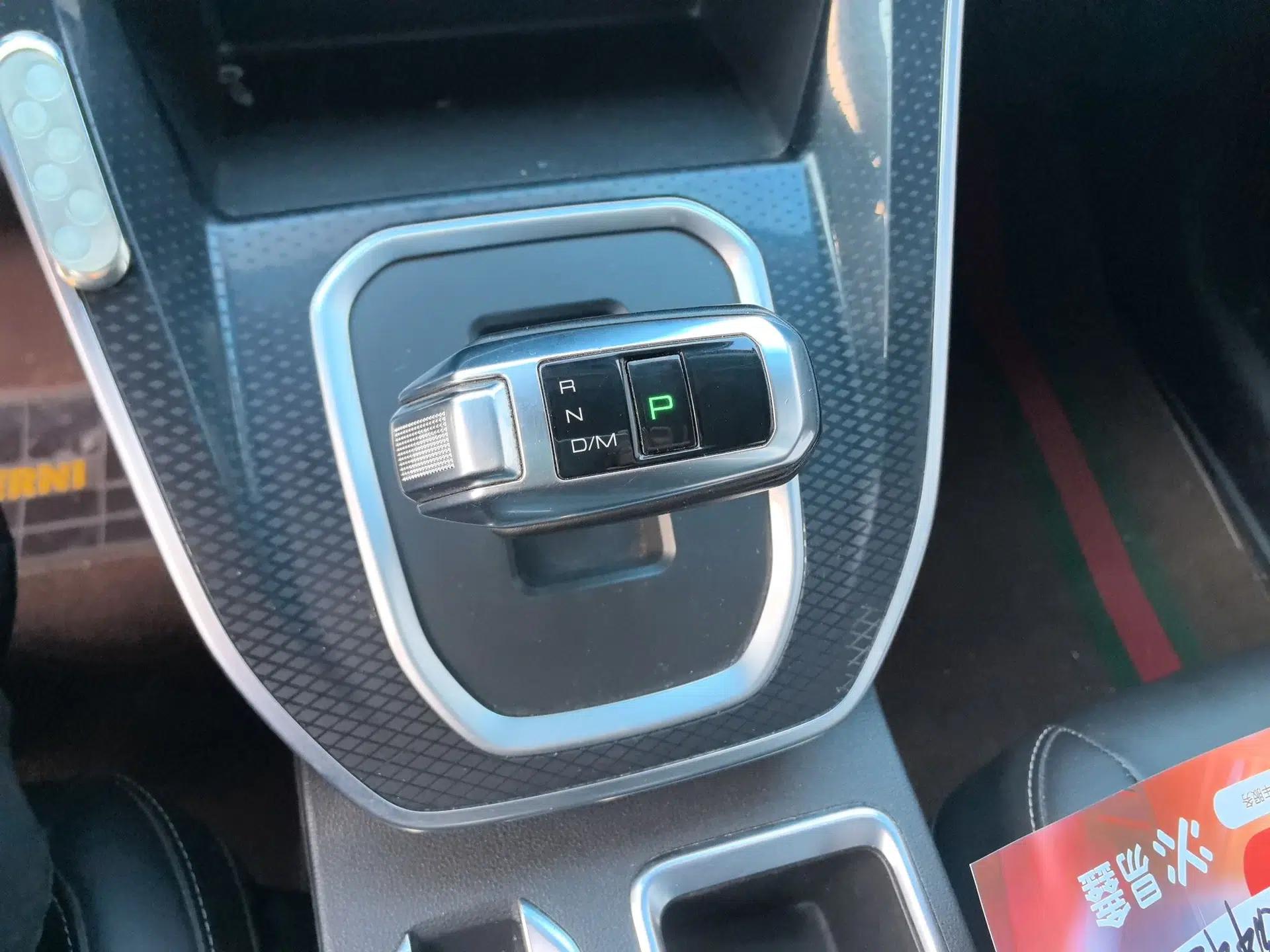 Haval M6 2021 PLUS 1.5T DCT Luxury Smart Connectivity Model — миниатюра 20