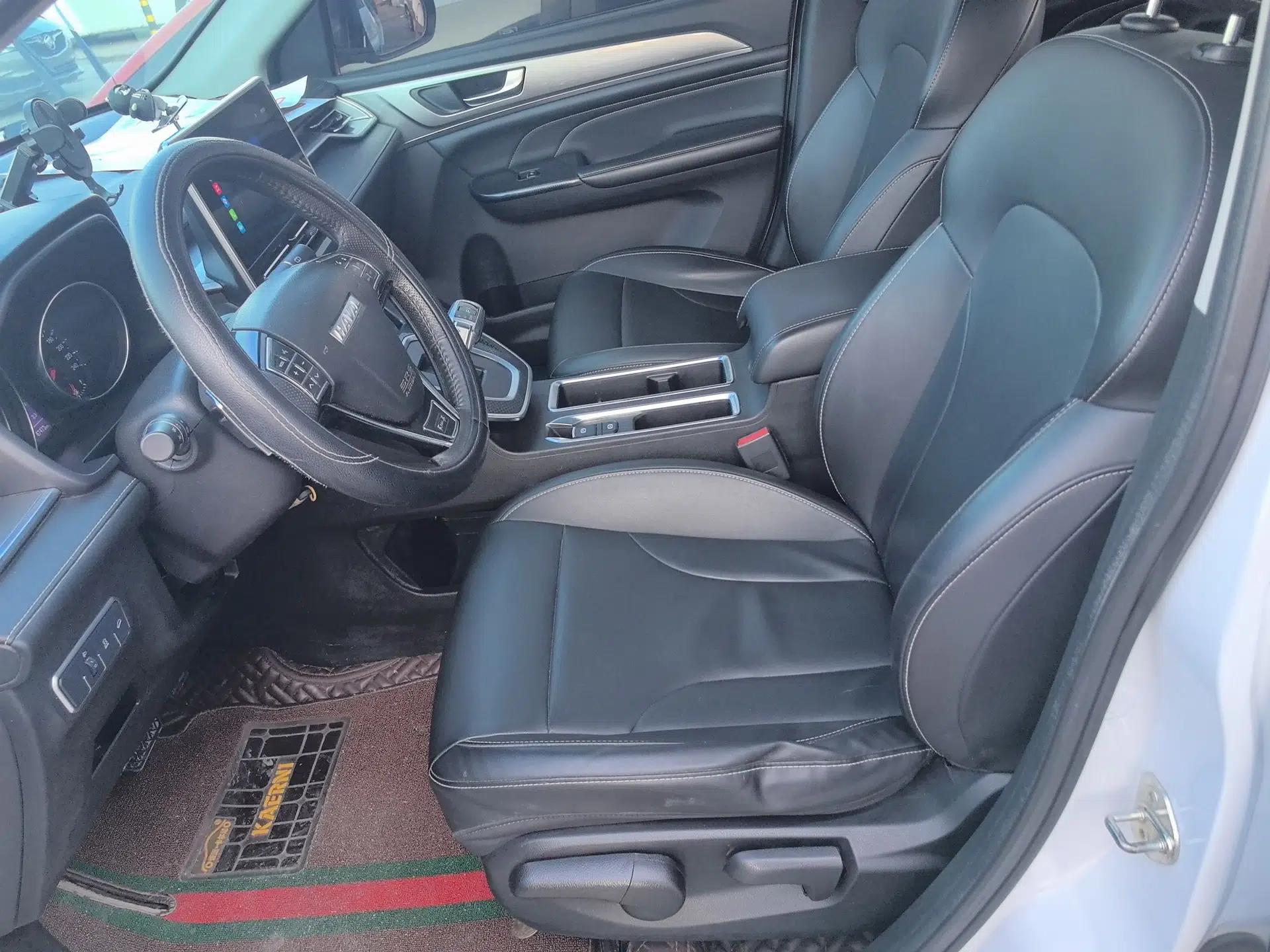 Haval M6 2021 PLUS 1.5T DCT Luxury Smart Connectivity Model — миниатюра 21