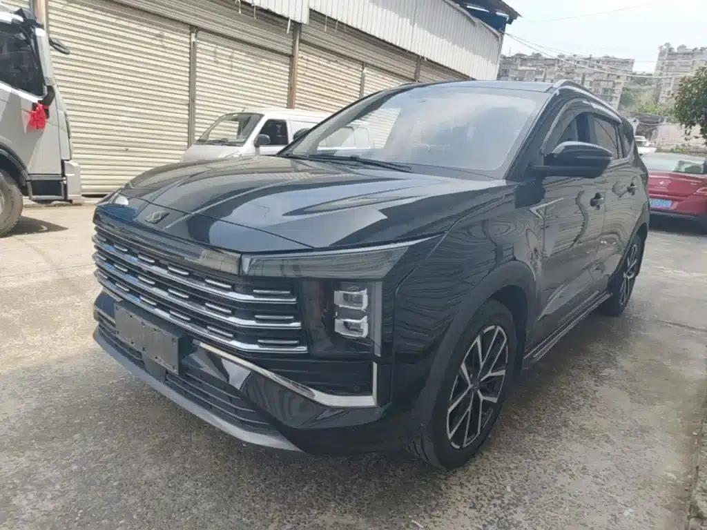 Sihao X8 PLUS 2023 1.5TGDI DCT Smart Edition 7-seater — миниатюра 1