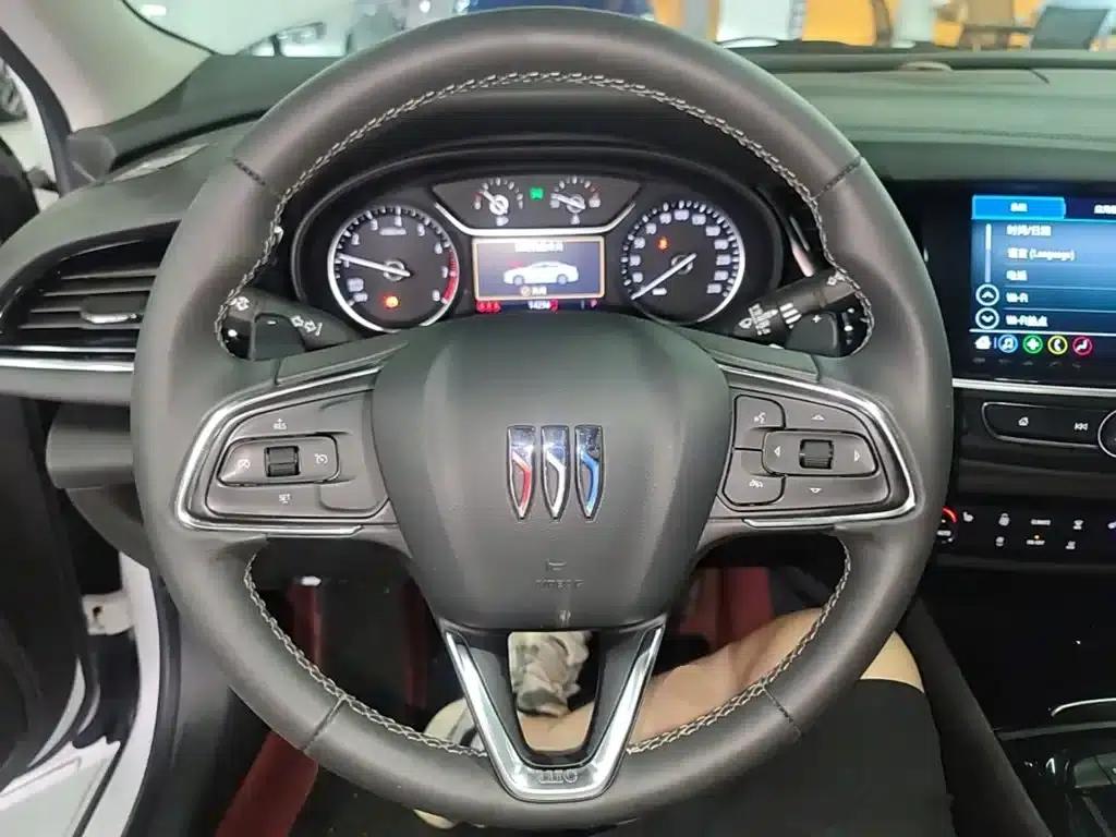 Buick Regal 2024 25T Premium Edition — миниатюра 11