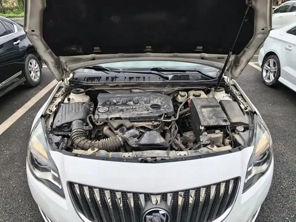 Buick Regal 2015 2.0L Leading Fashion Edition — миниатюра 20
