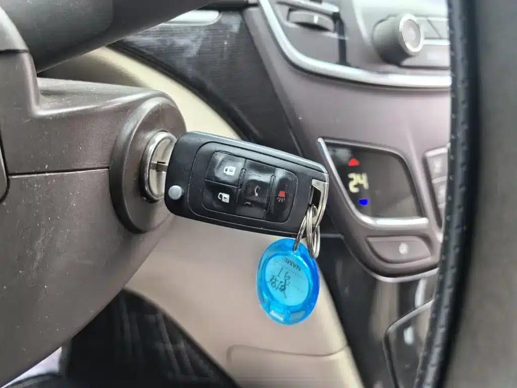 Buick Regal 2015 2.0L Leading Fashion Edition — миниатюра 9