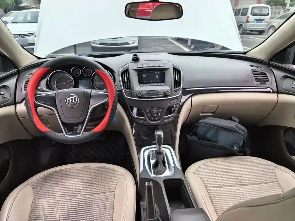 Buick Regal 2015 2.0L Leading Fashion Edition — миниатюра 10