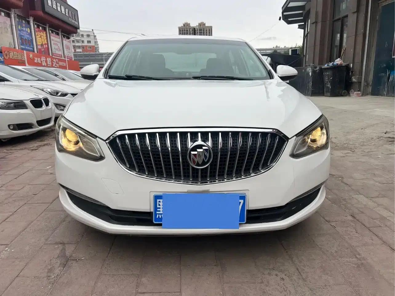 Buick Excelle 2017 15N Automatic Entry-Level Model — миниатюра 2
