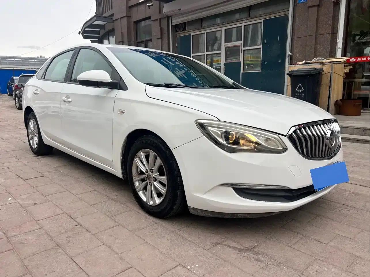 Buick Excelle 2017 15N Automatic Entry-Level Model — миниатюра 3