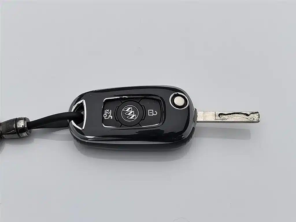Buick Verano 2017 Sedan 15S Automatic Leading Edition — миниатюра 19