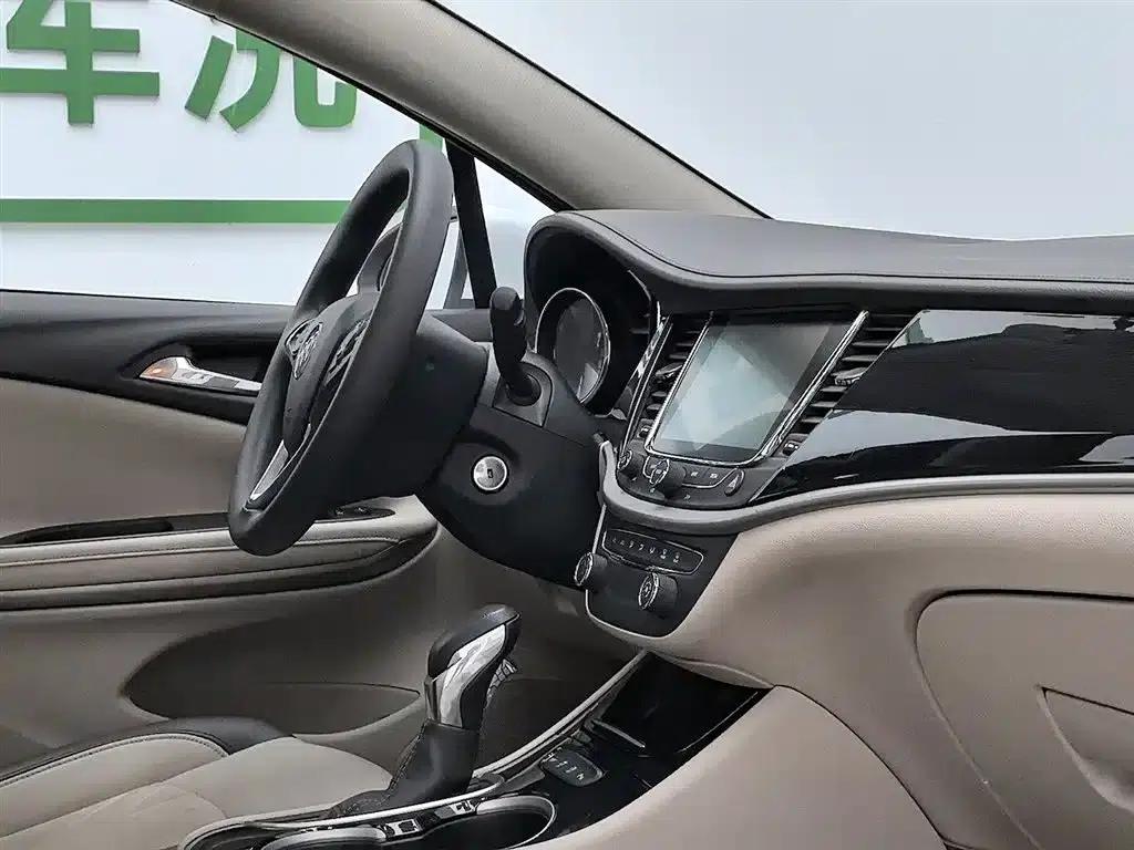 Buick Verano 2017 Sedan 15S Automatic Leading Edition — миниатюра 22