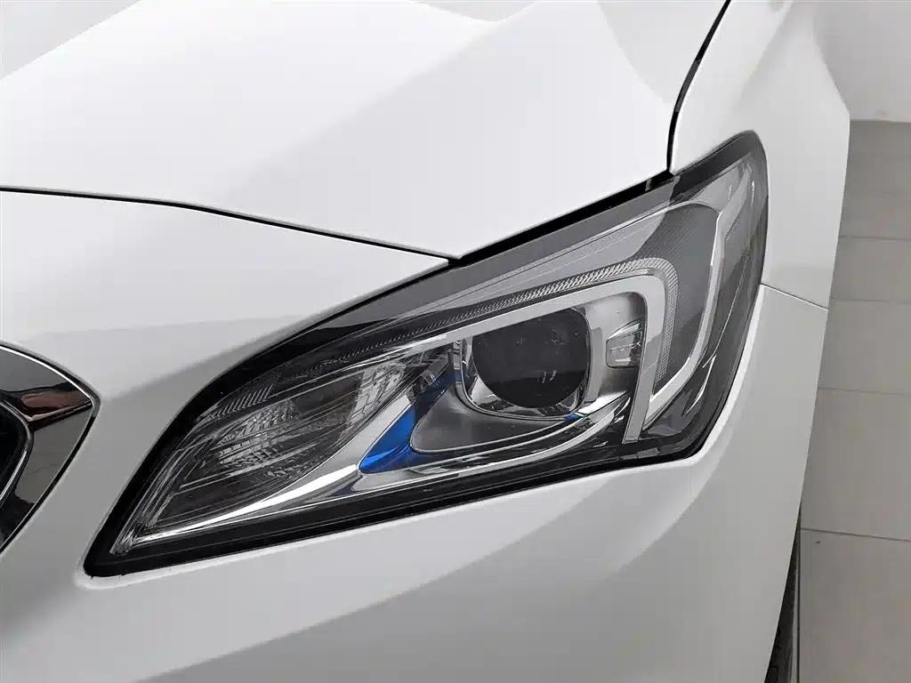 Buick Verano 2017 Sedan 15S Automatic Leading Edition — миниатюра 7