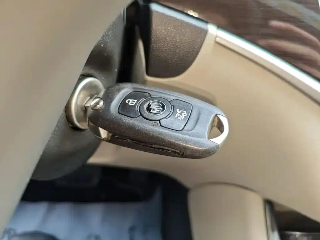 Buick Verano 2018 Sedan 15S Automatic Leading Edition — миниатюра 11