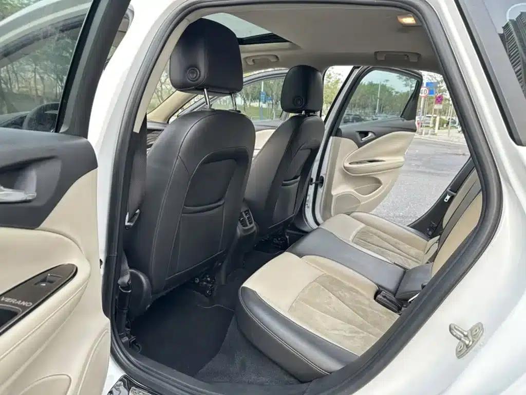 Buick Verano 2018 Sedan 15S Automatic Leading Edition — миниатюра 13