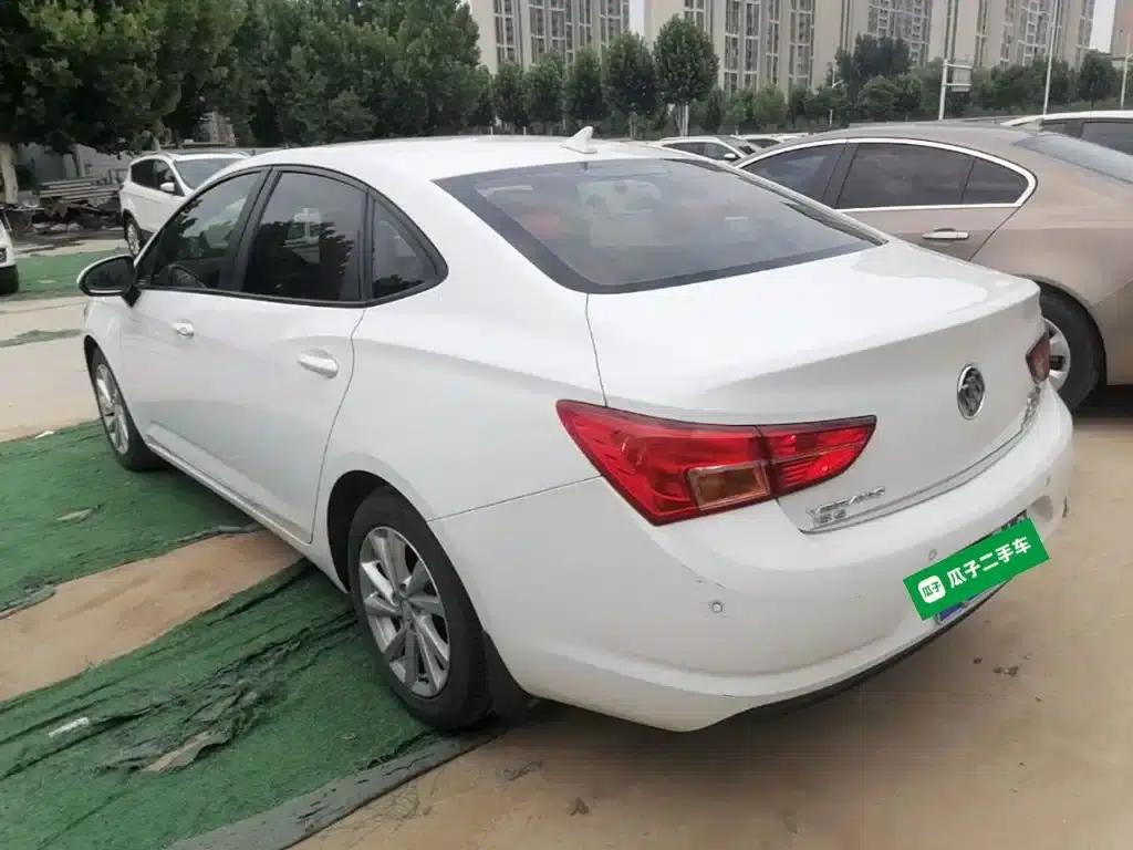 Buick Verano 2015 Sedan 15S Automatic Entry-Level — миниатюра 4