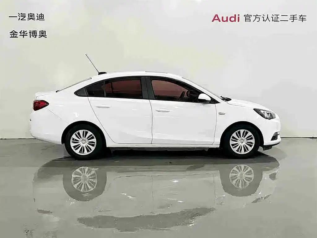 Buick Excelle 2018 15N CVT Elite — миниатюра 3