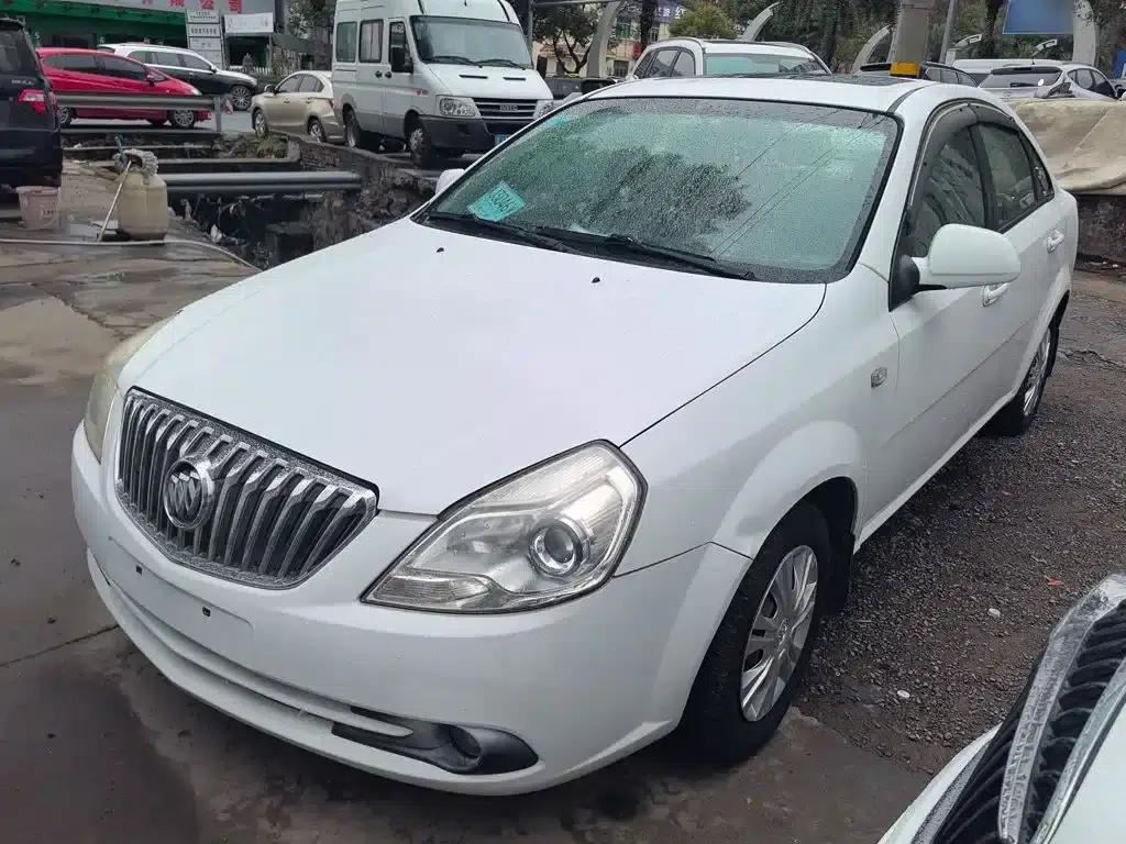 Buick Excelle 2015 1.5L Manual Classic — миниатюра 2