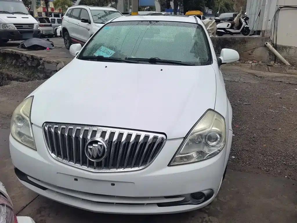 Buick Excelle 2015 1.5L Manual Classic — миниатюра 3
