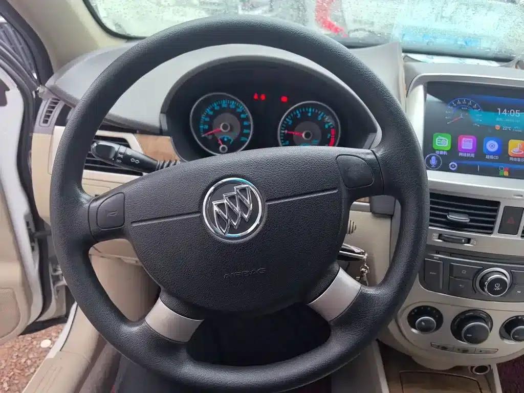 Buick Excelle 2015 1.5L Manual Classic — миниатюра 7