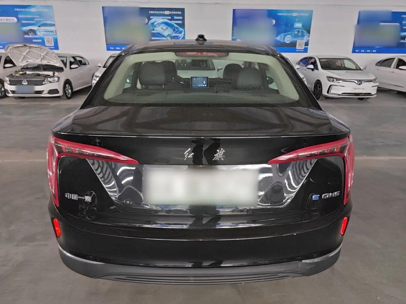 Hongqi E-QM5 2022 431 km Charge & Enjoy Edition — миниатюра 5