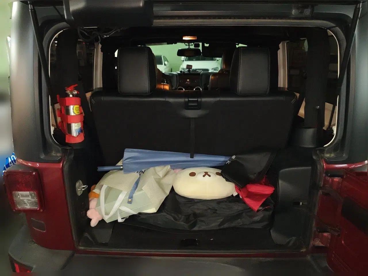 Jeep Wrangler 2012 3.6L Rubicon two-door model — миниатюра 19
