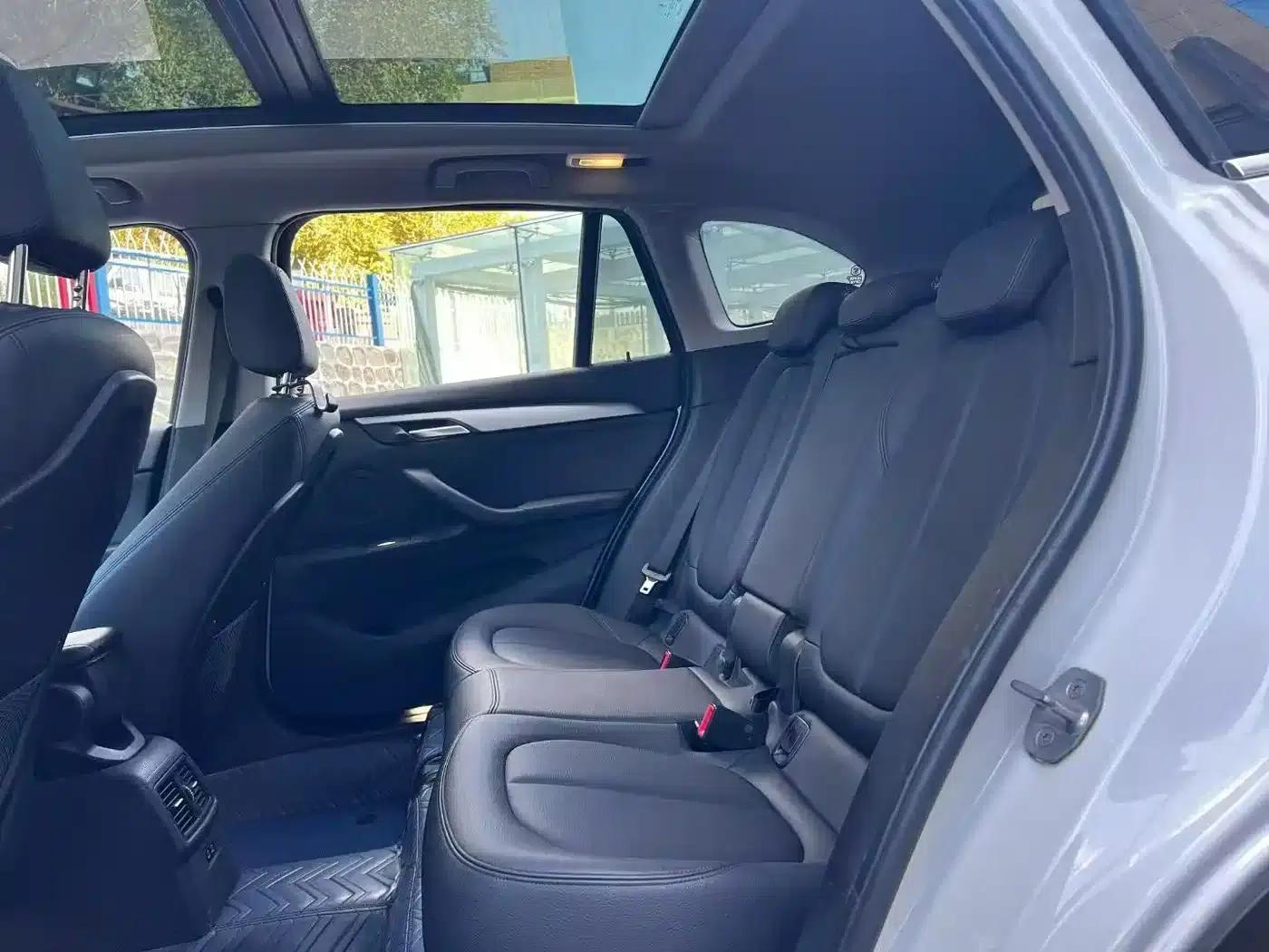 BMW X1 2019 sDrive20Li Leading Edition — миниатюра 6