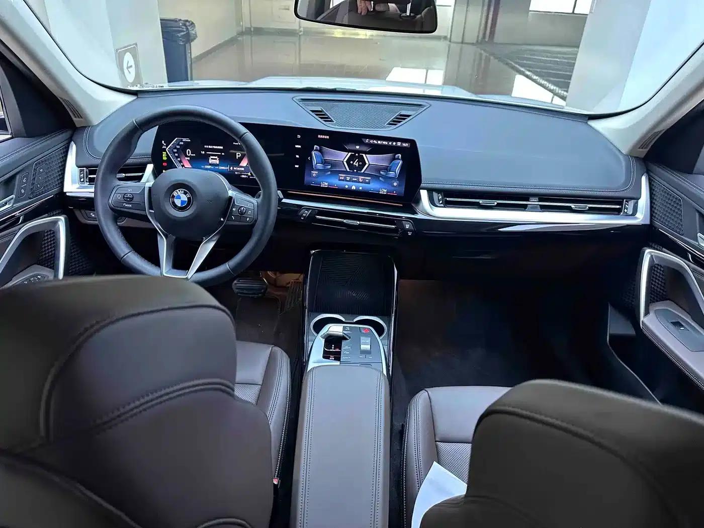 2023 BMW X1 sDrive20Li X Design Package — миниатюра 23