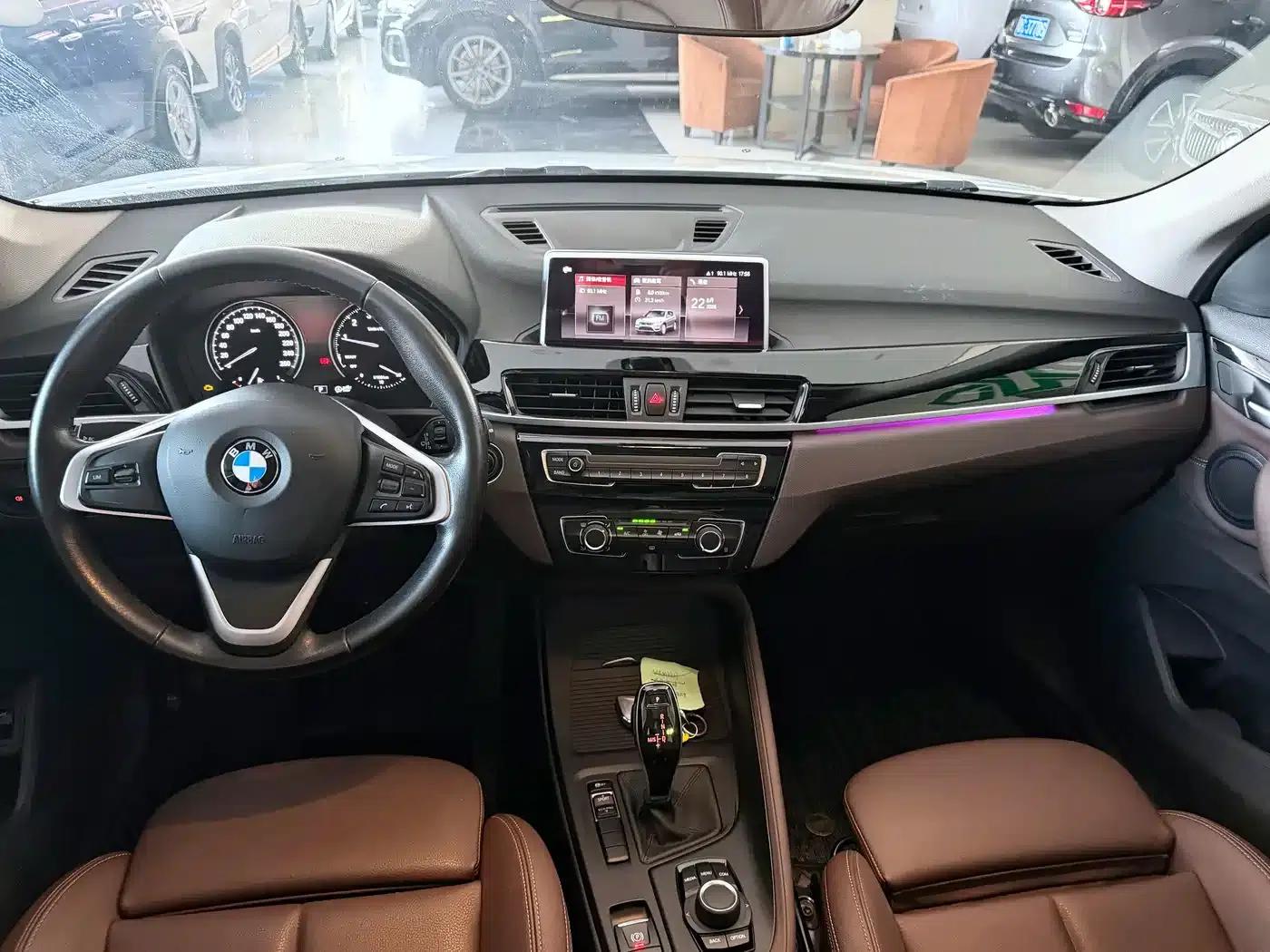 BMW X1 2020 sDrive20Li Fashion Edition — миниатюра 8
