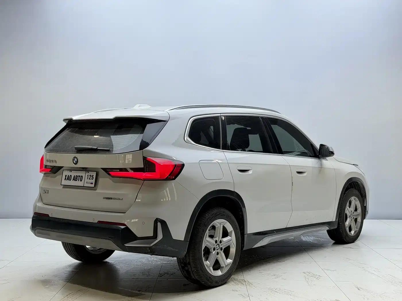 2023 BMW X1 sDrive20Li X Design Package — миниатюра 6