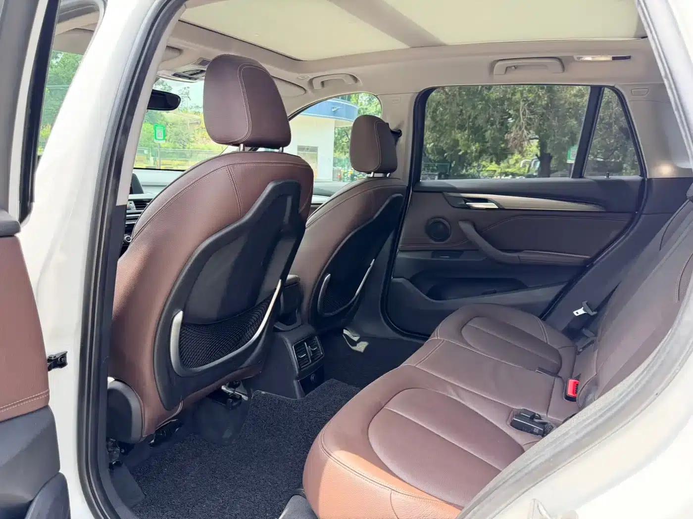 BMW X1 2018 xDrive20Li Luxury — миниатюра 5