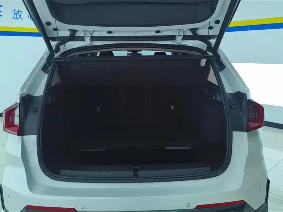 2023 BMW X1 sDrive25Li X Design Package — миниатюра 4