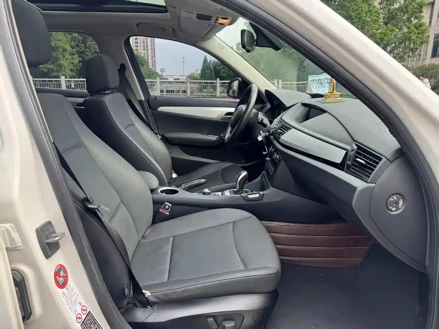 BMW X1 2014 sDrive18i Leading Edition — миниатюра 12