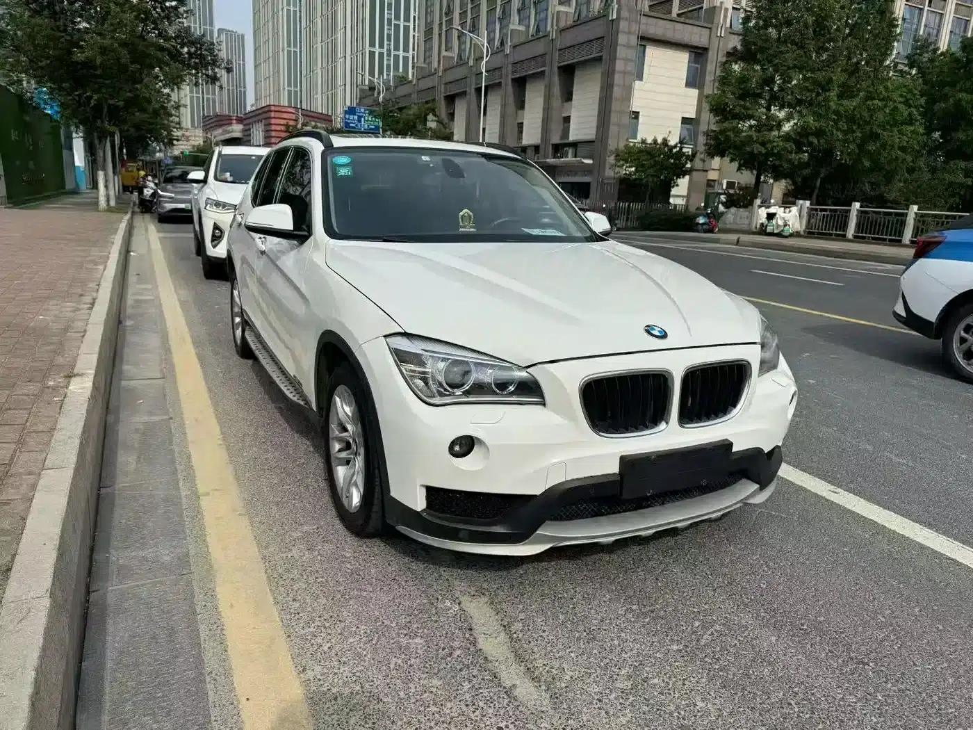 BMW X1 2014 sDrive18i Leading Edition — миниатюра 3