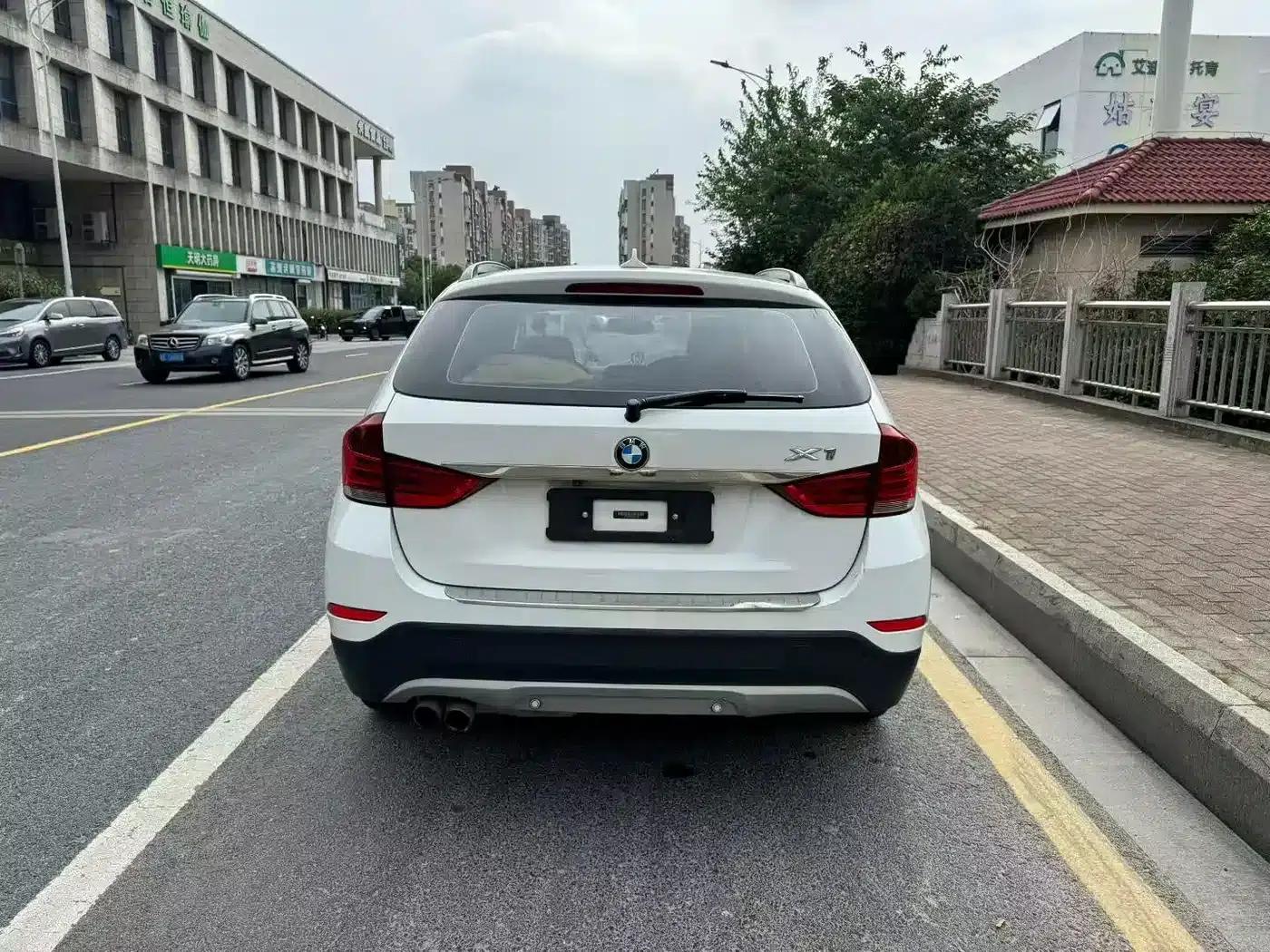 BMW X1 2014 sDrive18i Leading Edition — миниатюра 7