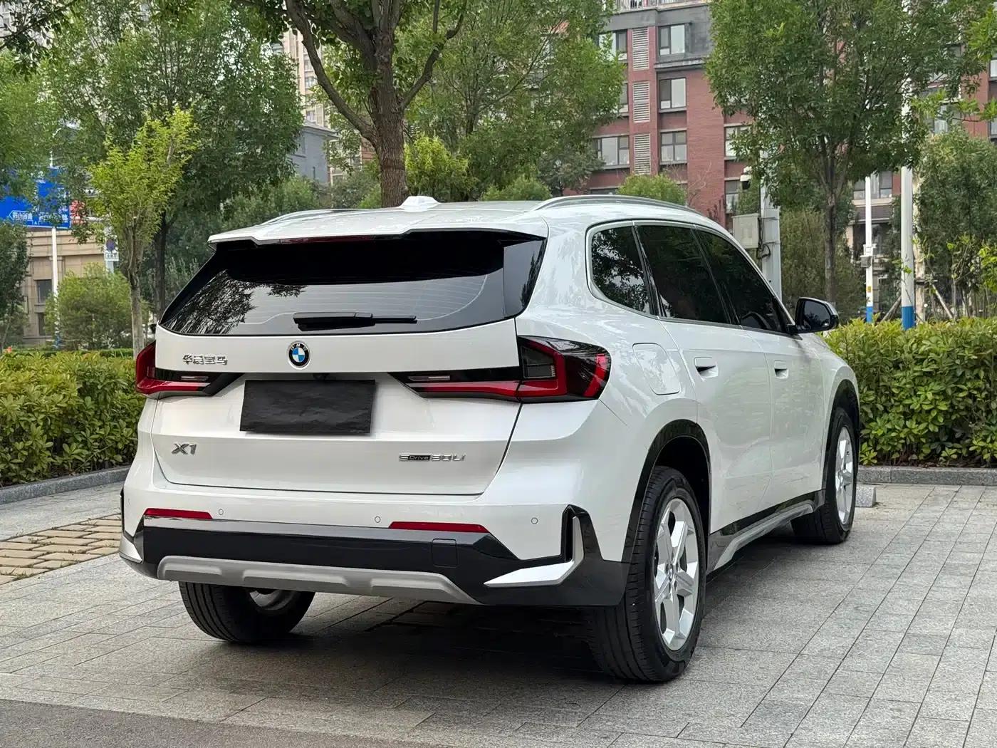 2023 BMW X1 sDrive20Li X Design Package — миниатюра 7