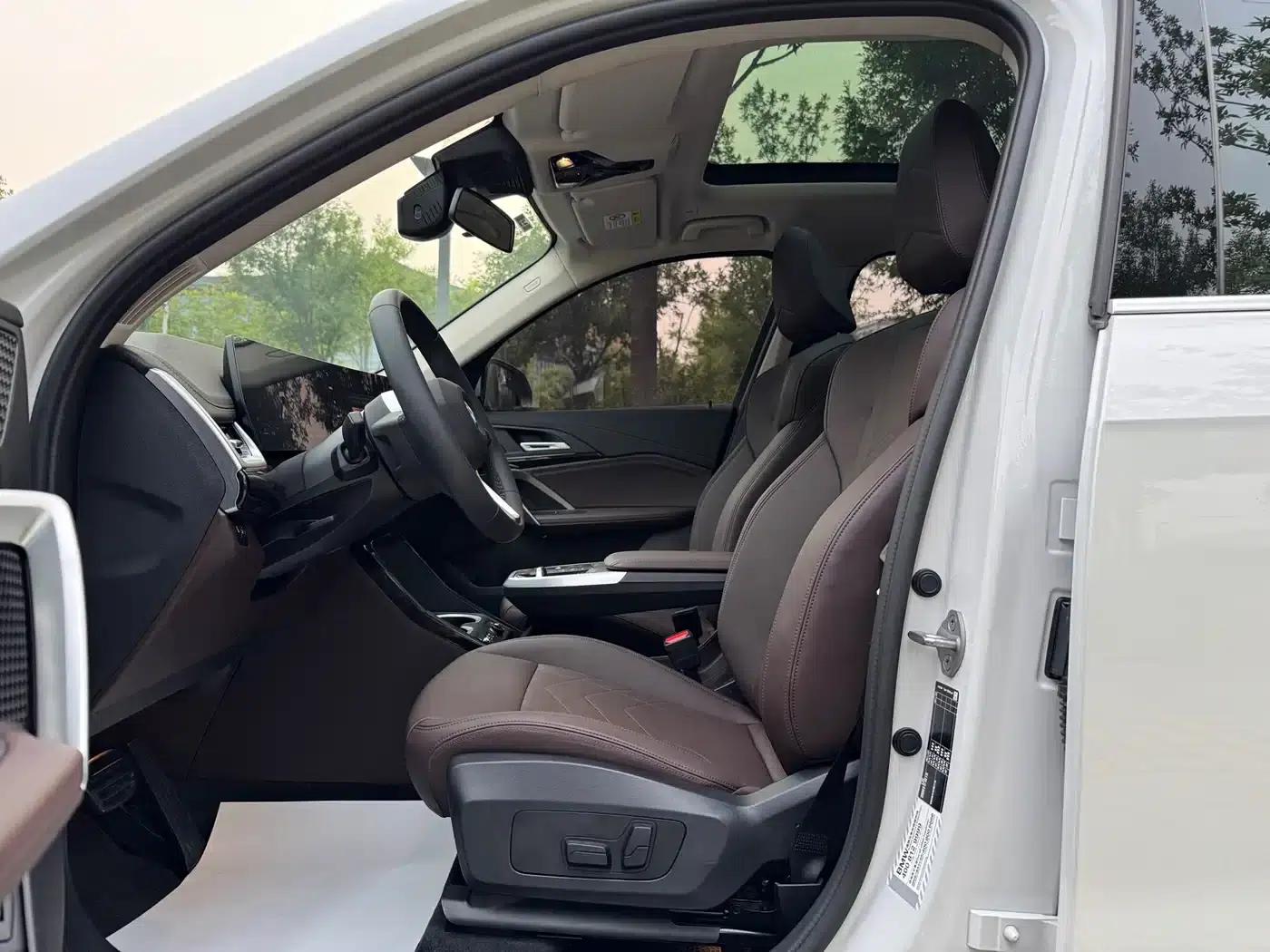 2023 BMW X1 sDrive20Li X Design Package — миниатюра 8